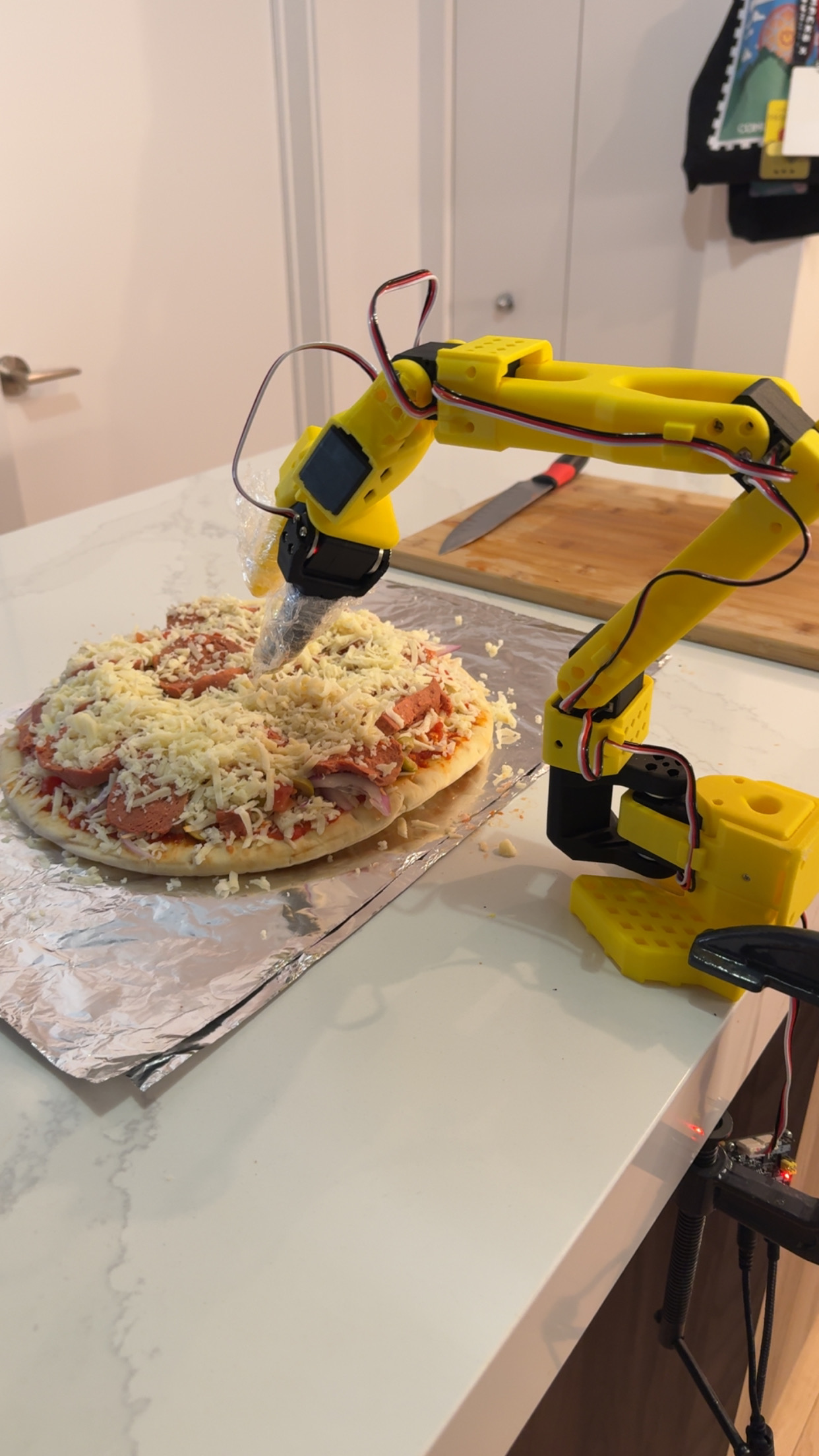 Quest 3 Overseas Teleoperation — Pizza Making Robot